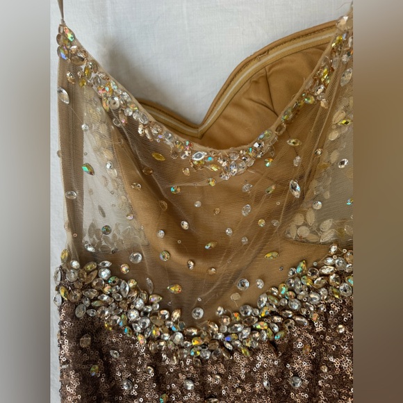 Jump Apparel Wendye Chaitin
Strapless Party Maxi Sequin Dress Sz 1/2 - Picture 5 of 13